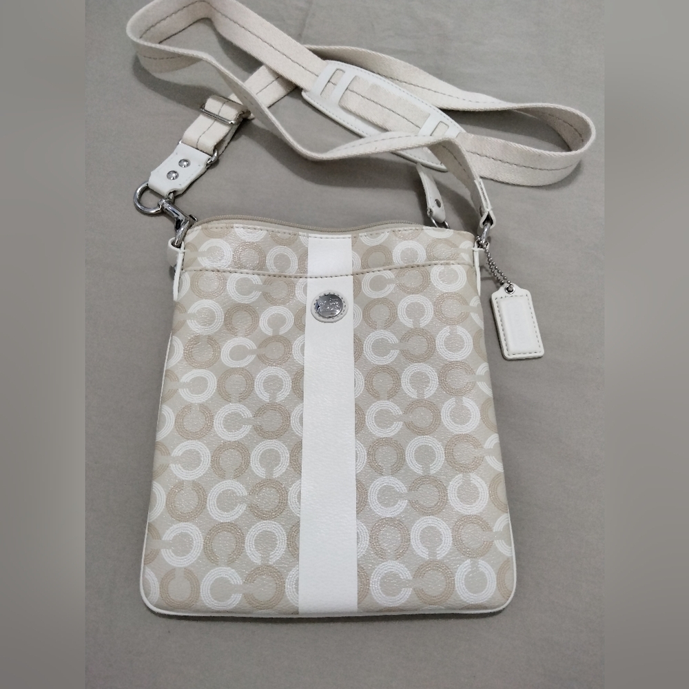 Coach Vintage Poppy rare crossbody bag